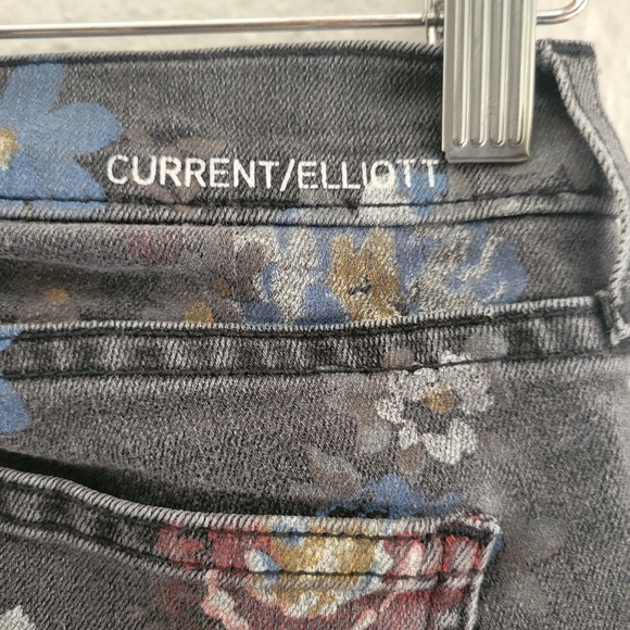 Current/Elliot The Stiletto Black Wild Flower Jean Size 26 - Picture 3 of 9